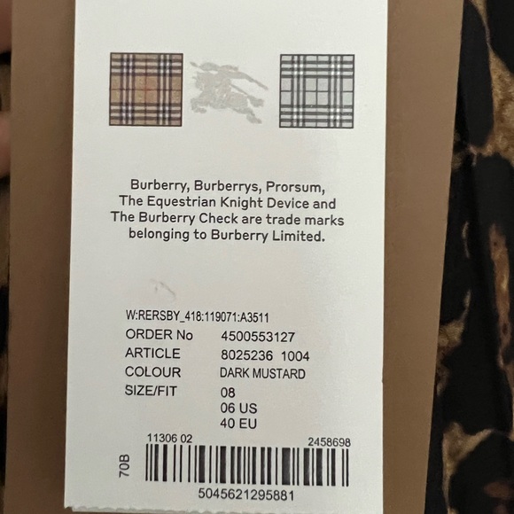 Burberry Leopard Print Pleated Skirt - Picture 4 of 7